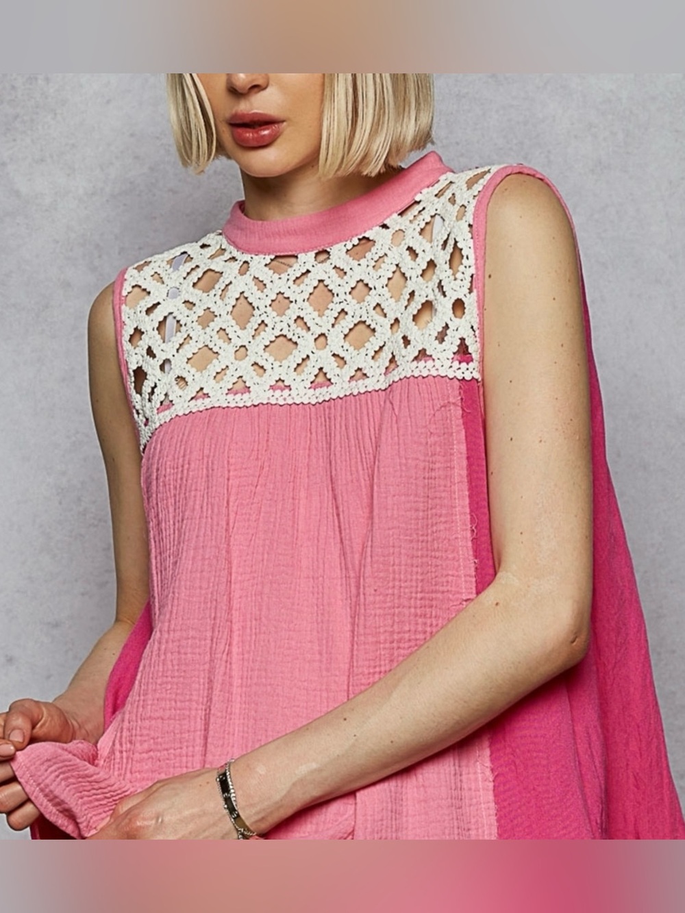 POL Pink Crochet Yoke Gauze Tank Top Sleeveless Boho Blouse Size Small NWT - Picture 5 of 8